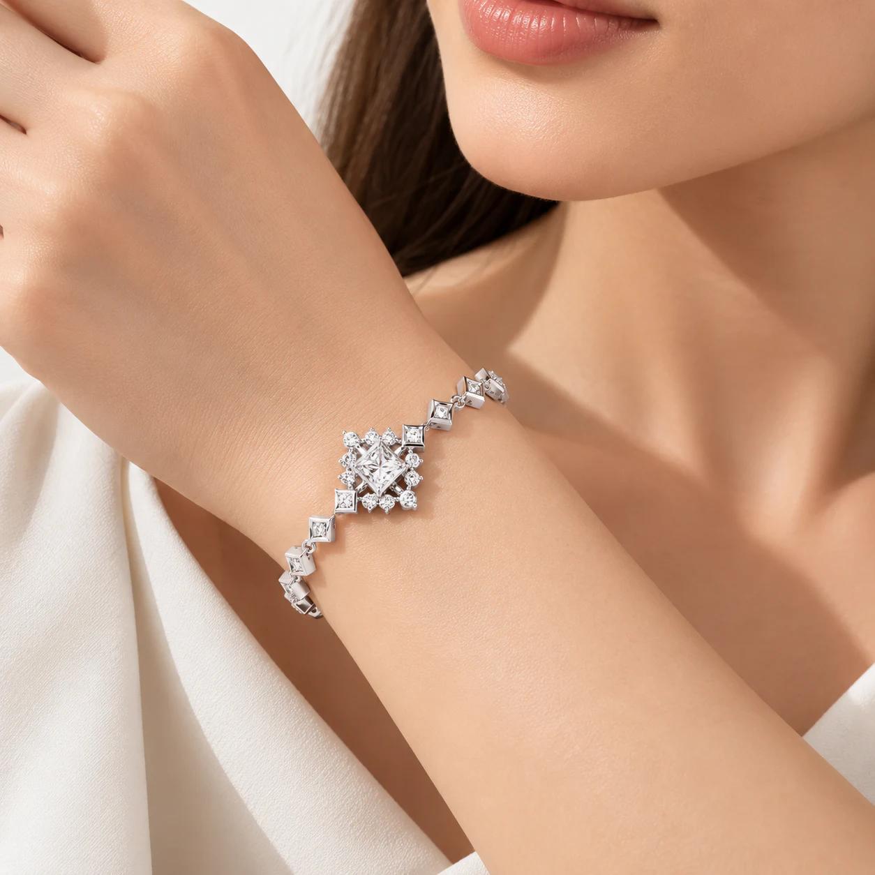 Bracelets jewellery collection by EMIRA
